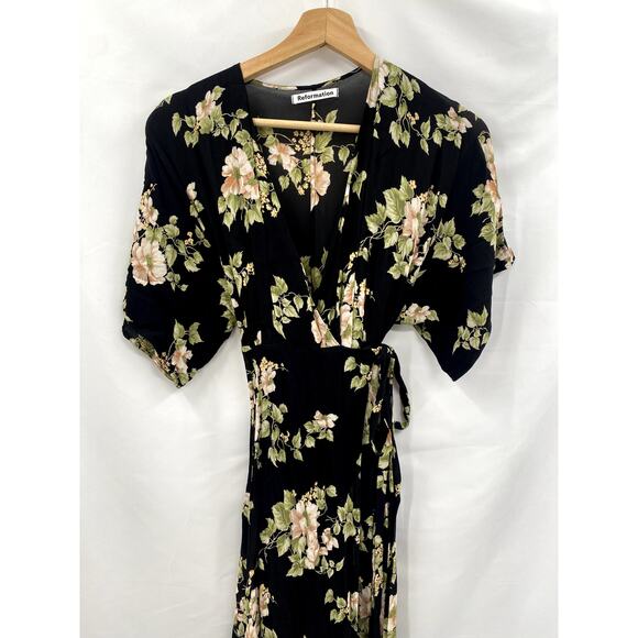 Reformation S arielle black floral wrap maxi dress - Picture 4 of 7